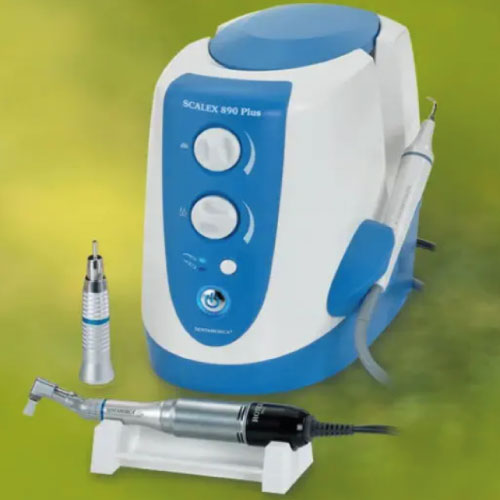 Combinaison détartreur piézoélectrique et micromoteur SCALEX® 890 PLUS